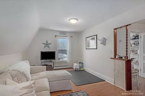 8051 Huron St, Dexter, MI 48130 photo 9