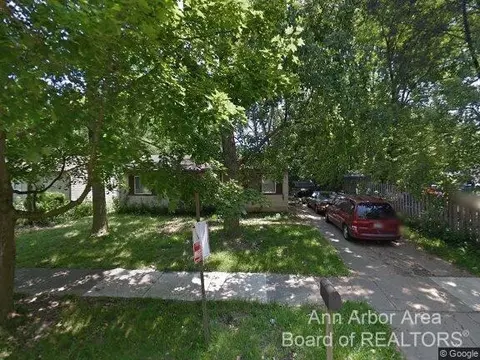 4 Metroview Ct, Ann Arbor, MI 48108 photo 1
