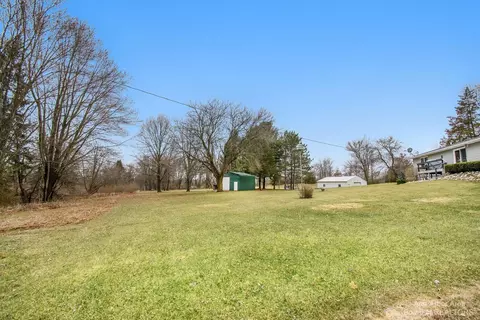 12355 Roepke Rd, Gregory, MI 48137 photo 6
