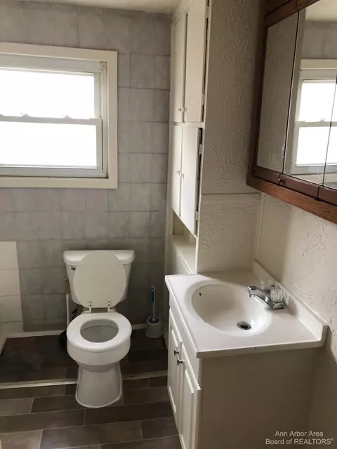 914 1st St, Jackson, MI 49203 photo 13