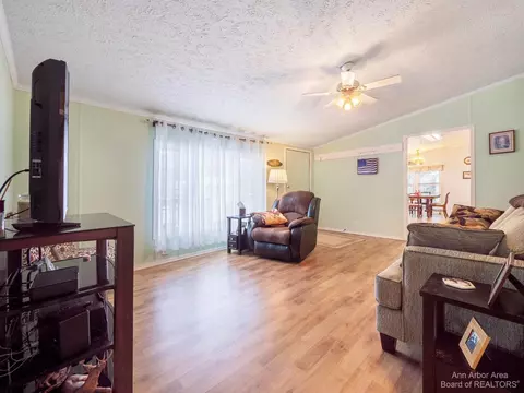 3532 Sechler Dr, Jackson, MI 49201 photo 8