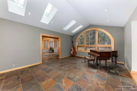 20535 Hidden Lake Dr, Gregory, MI 48137 photo 8