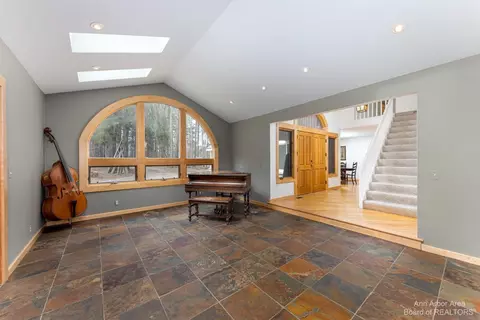20535 Hidden Lake Dr, Gregory, MI 48137 photo 9