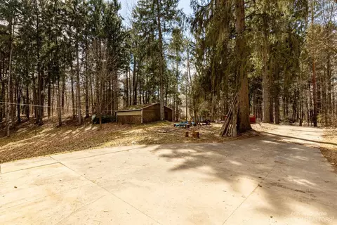 20535 Hidden Lake Dr, Gregory, MI 48137 photo 40