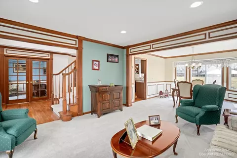 595 Darwin Ct, Saline, MI 48176 photo 12
