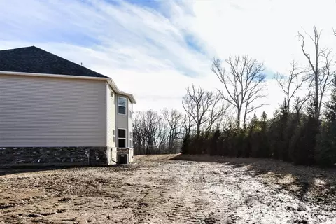 117 Beddingham Ct, Saline, MI 48176 photo 6