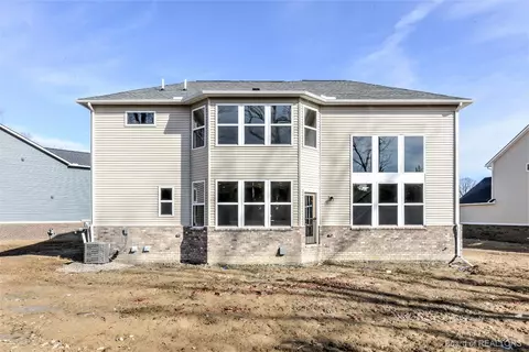 117 Beddingham Ct, Saline, MI 48176 photo 4
