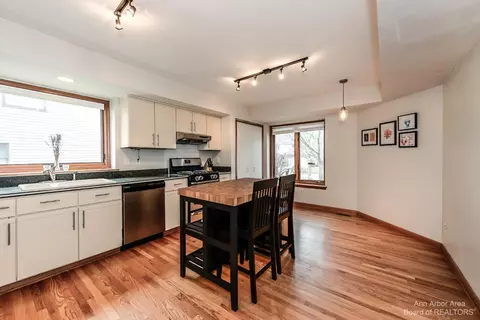 2765 Ember Way, Ann Arbor, MI 48104 photo 11