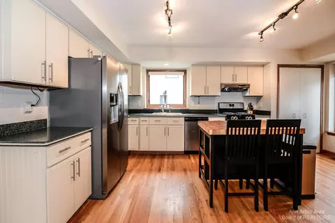 2765 Ember Way, Ann Arbor, MI 48104 photo 14