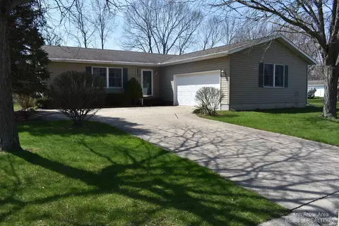 464 Cass St, Dundee, MI 48131 photo 31