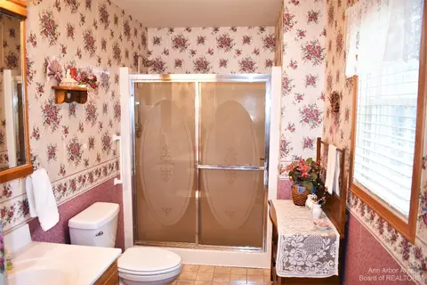 464 Cass St, Dundee, MI 48131 photo 16