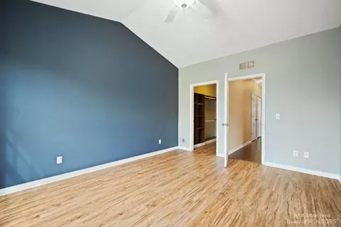 50433 Monroe St, Canton, MI 48188 photo 23