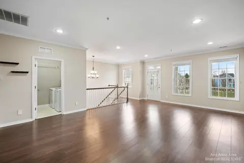 50433 Monroe St, Canton, MI 48188 photo 17
