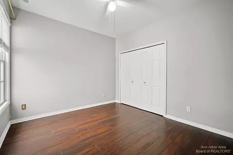 50433 Monroe St, Canton, MI 48188 photo 28