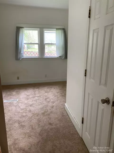 316 Bloomfield Blvd, Jackson, MI 49203 photo 5