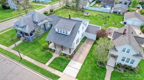 311 Hack St, Milan, MI 48160 photo 3