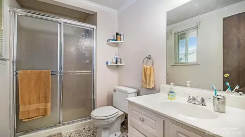 6447 Raintree Dr, Canton, MI 48187 photo 30