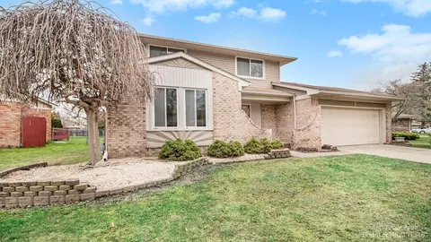 6447 Raintree Dr, Canton, MI 48187 photo 1