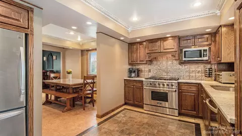 6447 Raintree Dr, Canton, MI 48187 photo 7