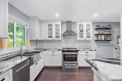 2007 Devolson Ave, Ann Arbor, MI 48104 photo 6