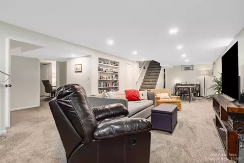 2007 Devolson Ave, Ann Arbor, MI 48104 photo 26