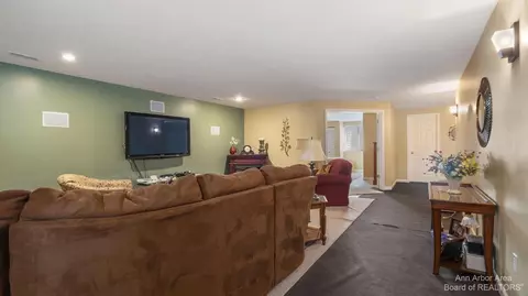4849 Sir Austin Dr, Jackson, MI 49201 photo 46