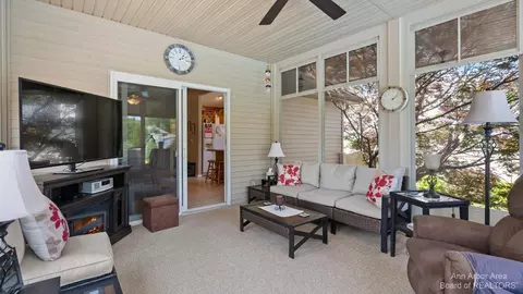 4849 Sir Austin Dr, Jackson, MI 49201 photo 33