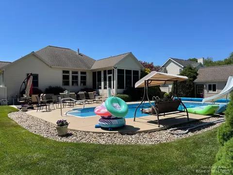 4849 Sir Austin Dr, Jackson, MI 49201 photo 26