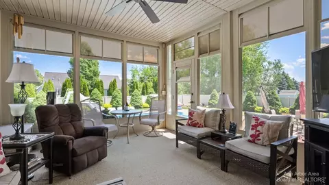 4849 Sir Austin Dr, Jackson, MI 49201 photo 21