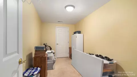 4849 Sir Austin Dr, Jackson, MI 49201 photo 53