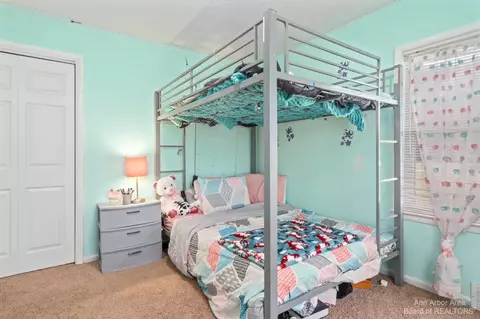 1245 Levant St, Jackson, MI 49203 photo 9