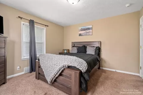 1245 Levant St, Jackson, MI 49203 photo 6