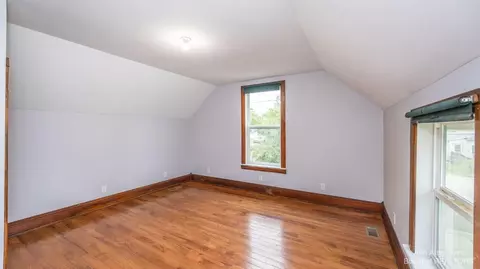 1022 Chestnut St, Adrian, MI 49221 photo 15