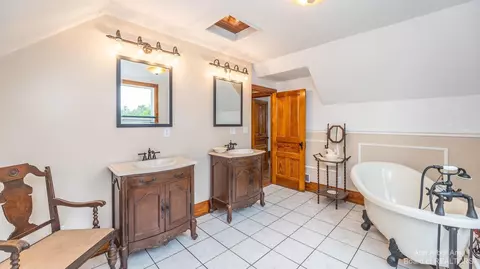 1022 Chestnut St, Adrian, MI 49221 photo 18
