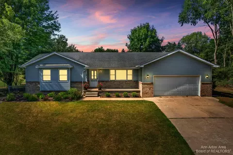 1318 Judd Rd, Saline, MI 48176 photo 1