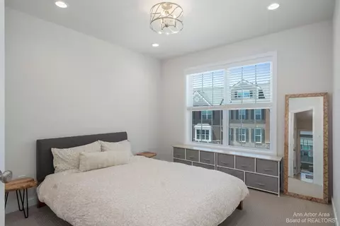 2837 Ridington Rd, Ann Arbor, MI 48105 photo 27