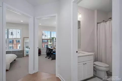 2837 Ridington Rd, Ann Arbor, MI 48105 photo 24