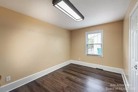 38440 Wade Rd, Romulus, MI 48174 photo 30