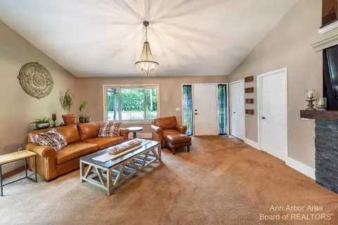 38440 Wade Rd, Romulus, MI 48174 photo 10