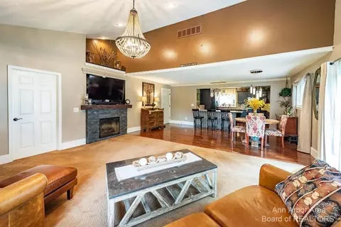 38440 Wade Rd, Romulus, MI 48174 photo 8