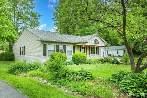 38440 Wade Rd, Romulus, MI 48174 photo 4