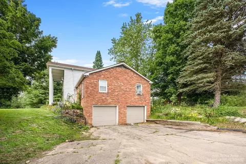 8640 Huron River Dr, Dexter, MI 48130 photo 32