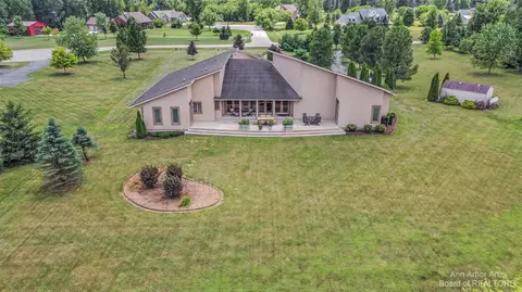 140 Ginger Ln, Saline, MI 48176 photo 4