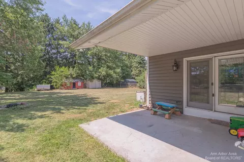 5066 Laing Dr, Tecumseh, MI 49286 photo 39