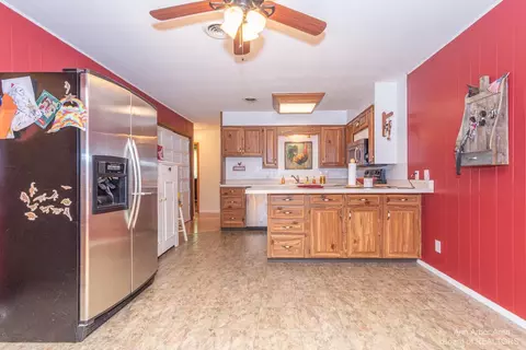 5066 Laing Dr, Tecumseh, MI 49286 photo 9