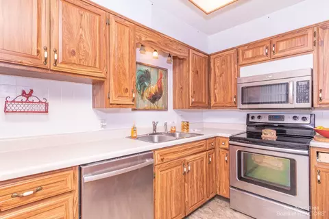 5066 Laing Dr, Tecumseh, MI 49286 photo 12