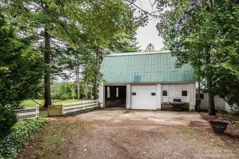 8900 Bunton Rd, Willis, MI 48191 photo 38