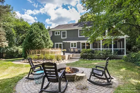 2565 Bedford Rd, Ann Arbor, MI 48104 photo 59