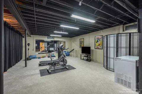 2565 Bedford Rd, Ann Arbor, MI 48104 photo 51