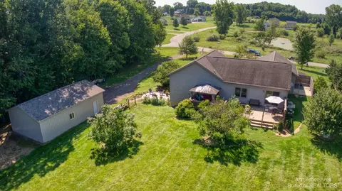 1779 Treelane Dr, Gregory, MI 48137 photo 2